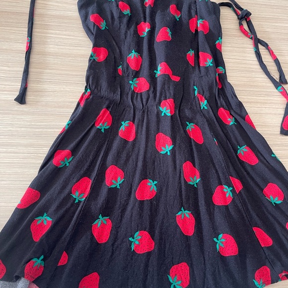 Reformation maddy dress - Picture 6 of 9